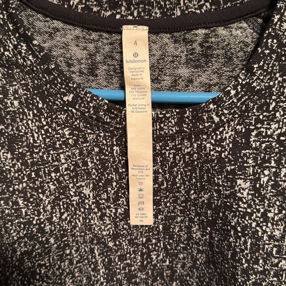Lululemon Extra Mile Long Sleeve Size 4 - Picture 6 of 8